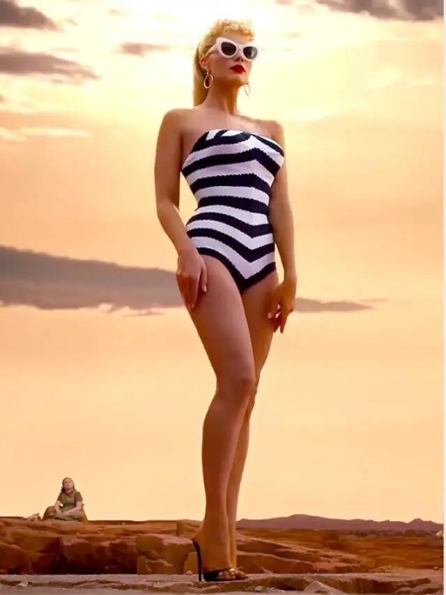 Margot-Robbie-Recreates-Barbies-Iconic-Retro-1959-Swimsuit-Look-in-Barbie-Trailer-121922-0596c823e2a24d658b11e85f908ac7f8
